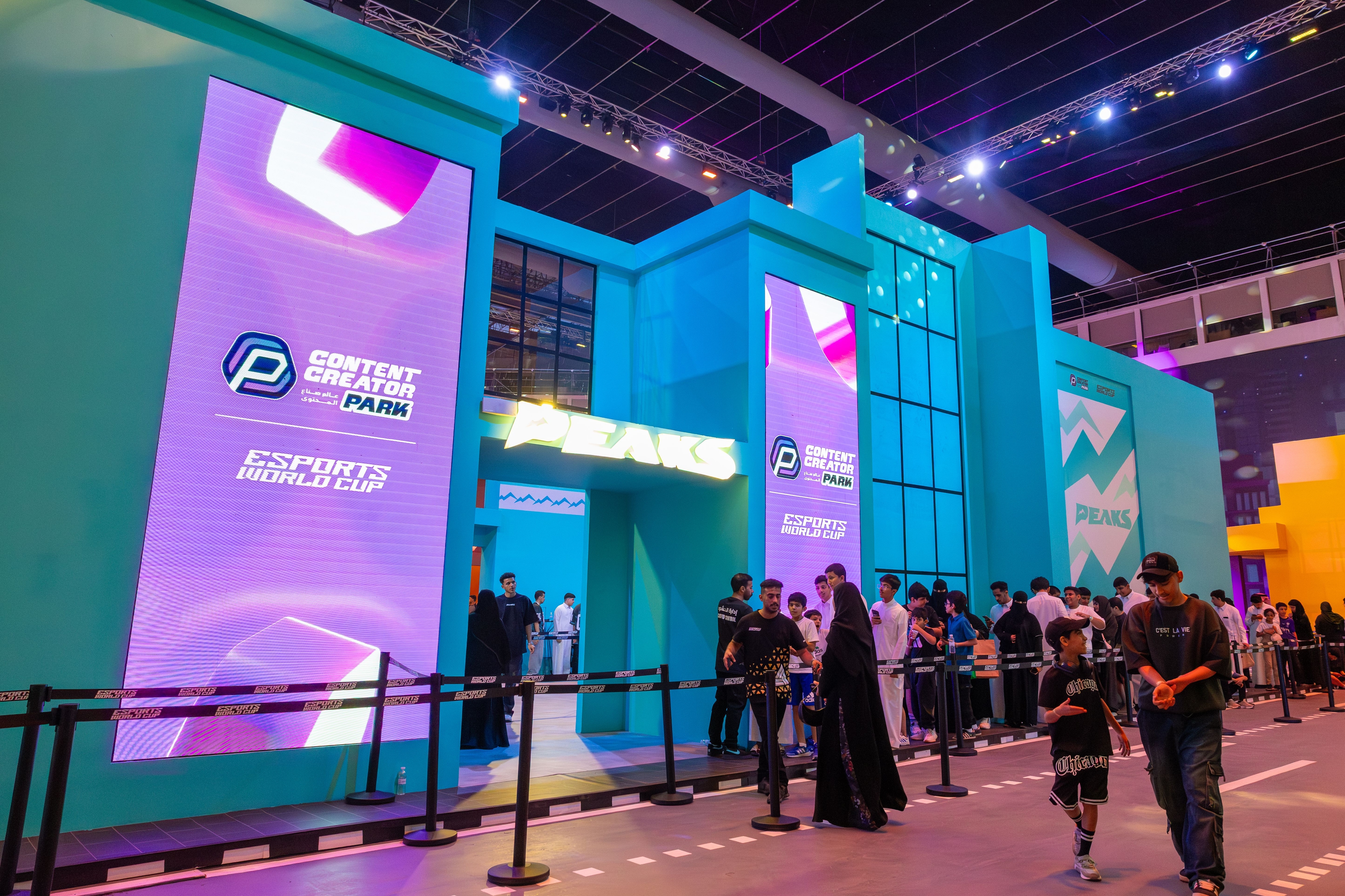 PEAKS Booth
